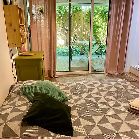 Maison De Entre Darwin Et Jardin Botanique 보르도