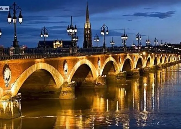 Διαμέρισμα Maison De Entre Darwin Et Jardin Botanique *