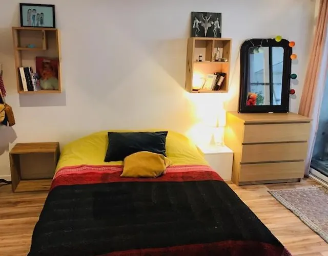 Maison De Entre Darwin Et Jardin Botanique